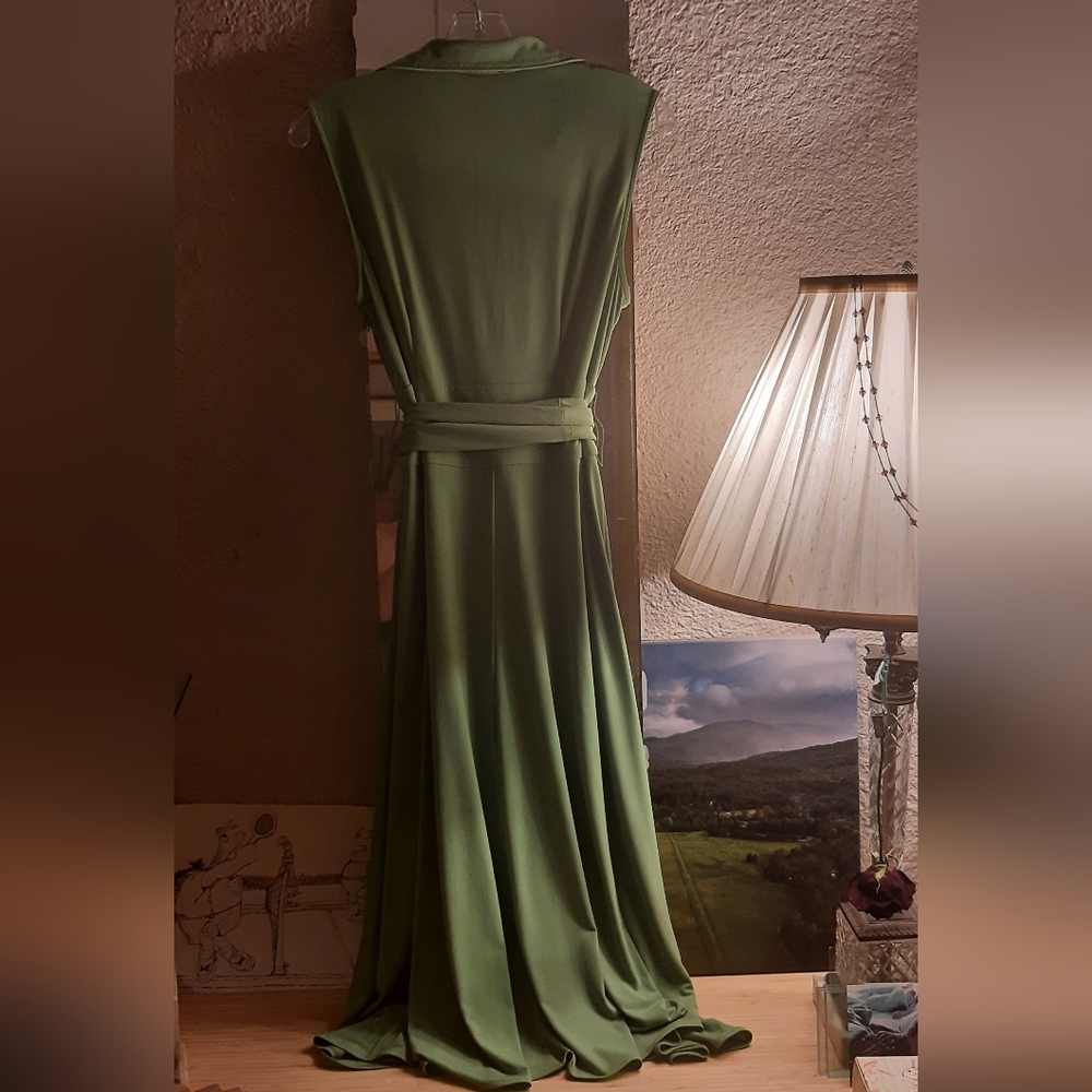 Suzi Chin for Maggie Boutique Size 8 Grass Green - Picture 3 of 4